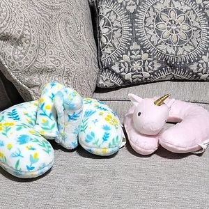 Head and belt car seat accessories. Can sell both for 12$ or each for 6$